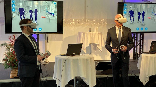 Novo Nordisk CEO, Lars Fruergaard Jørgensen and Minister of Industry, Business and Financial Affairs, Simon Kollerup, take a tour in the virtual facility created by NNE in connection with the ground breaking ceremony for the project.